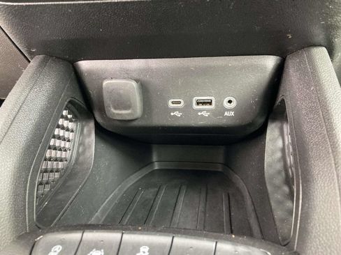 Used 2023 Chevrolet TrailBlazer LT w/ Convenience Package FWD image 24