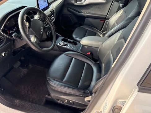 Used 2020 Ford Escape SEL FWD image 16