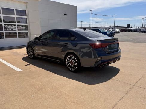 Used 2022 Kia Forte GT w/ GT Technology Package image 5