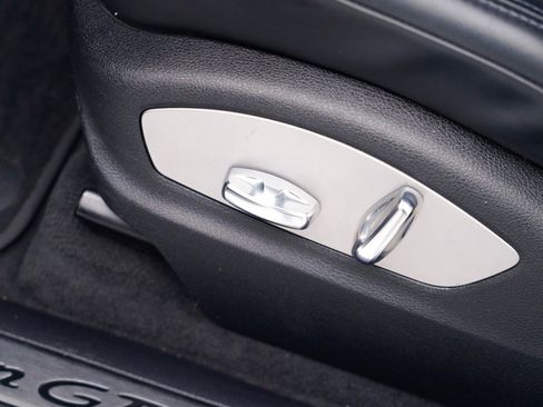 Used 2023 Porsche Macan GTS image 15