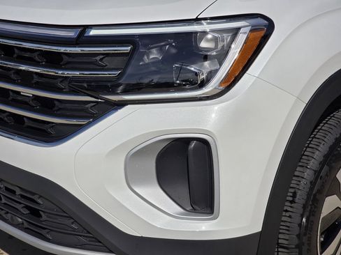 New 2026 Volkswagen Atlas SE FWD image 7
