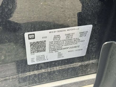Used 2023 Chevrolet Traverse LT FWD image 18