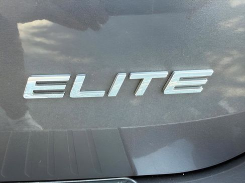 Used 2022 Honda Odyssey Elite image 41