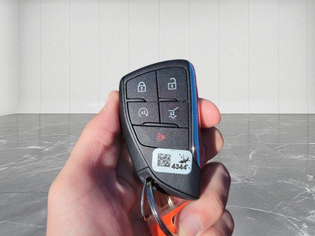 Used 2024 GMC Acadia AT4 w/ LPO, Floor Liner Package AWD/4WD image 33