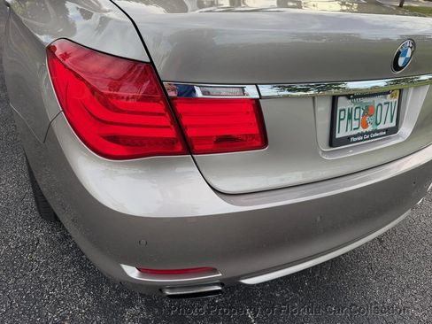 Used 2011 BMW 750i RWD image 21