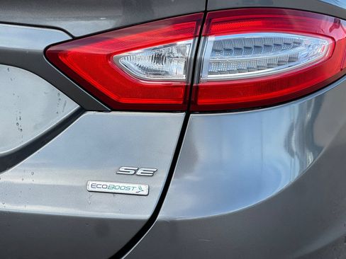 Used 2013 Ford Fusion SE FWD image 26