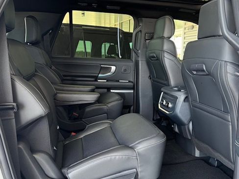 New 2025 Ford Expedition Max Platinum w/ Stealth Performance Package image 10