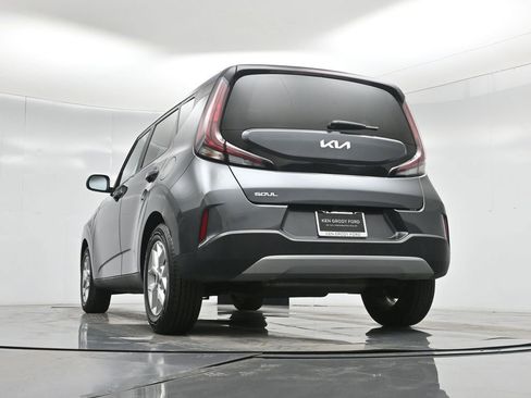 Used 2023 Kia Soul LX w/ Option Group 015 FWD image 49