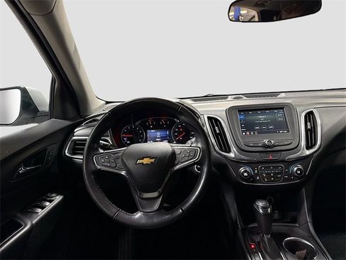 Used 2019 Chevrolet Equinox LT image 23