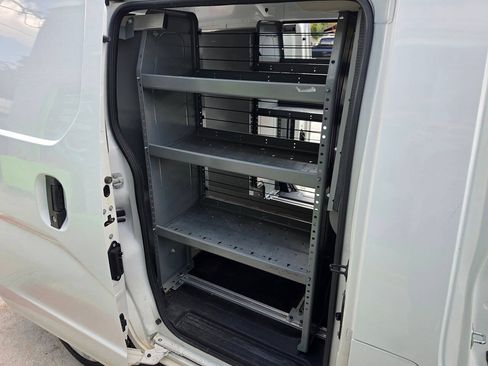 Used 2017 Nissan NV200 SV w/ Technology Package FWD image 29