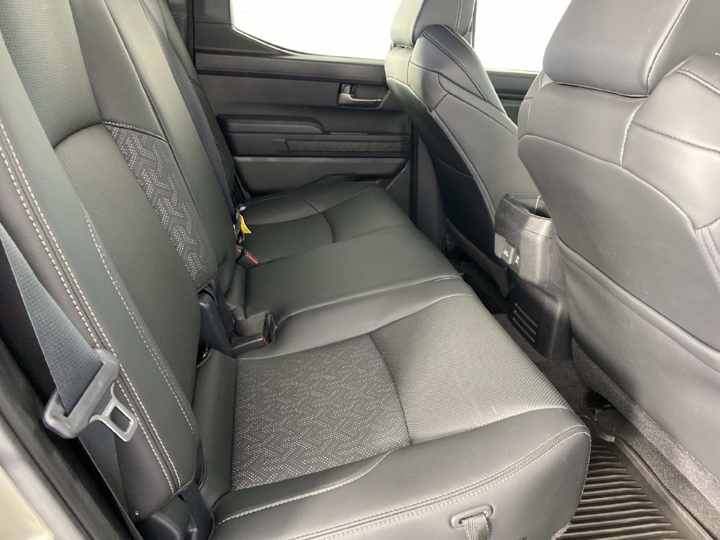 Used 2025 Toyota Tacoma Limited AWD/4WD image 12