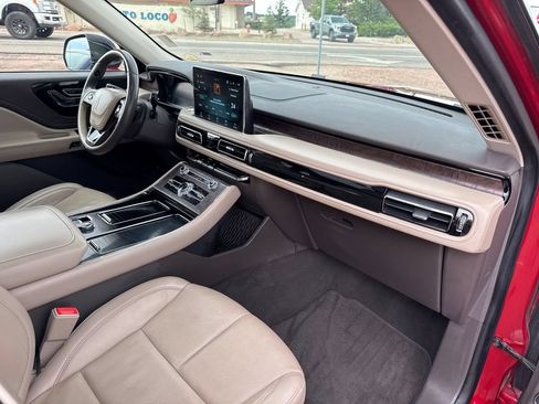 Used 2021 Lincoln Aviator Reserve w/ Equipment Group 201A AWD/4WD image 21
