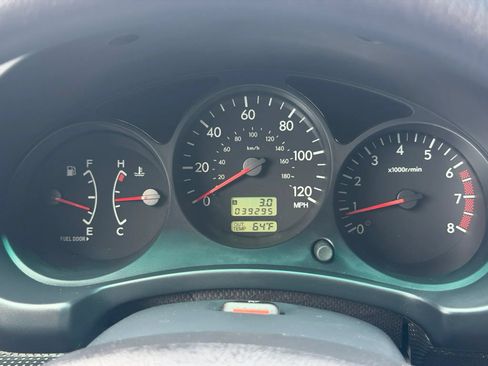Used 2004 Subaru Forester 2.5X AWD/4WD image 9
