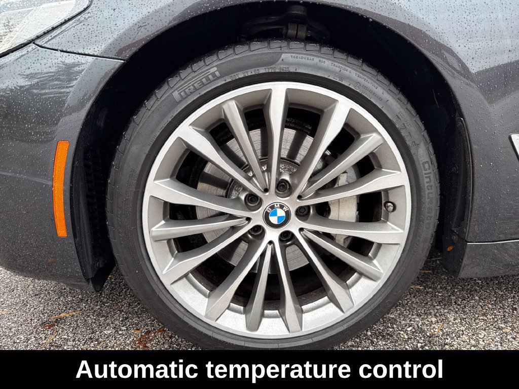Used 2023 BMW 530i xDrive w/ Premium Package AWD/4WD image 11