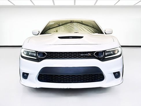 Used 2020 Dodge Charger Scat Pack w/ Dynamics Package RWD image 2