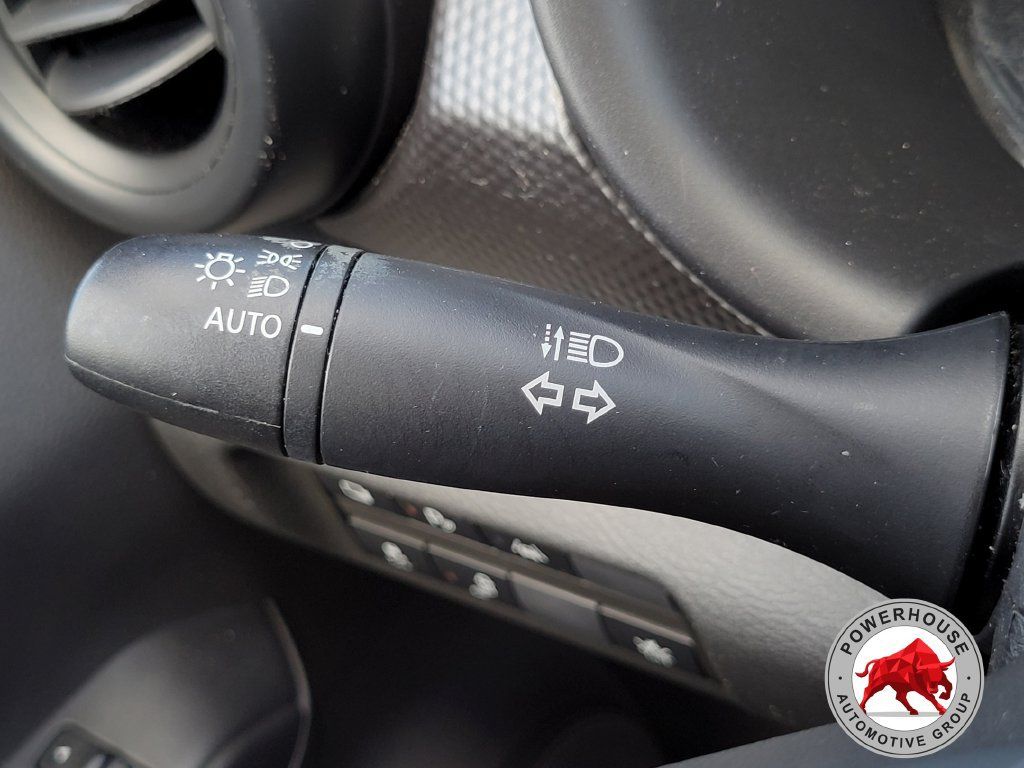 Used 2020 Nissan Kicks S FWD image 30