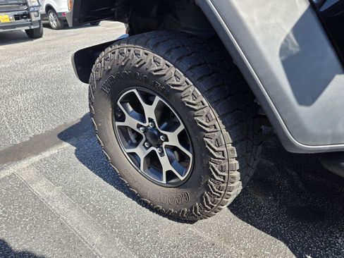 Used 2020 Jeep Wrangler Unlimited Rubicon AWD/4WD image 5