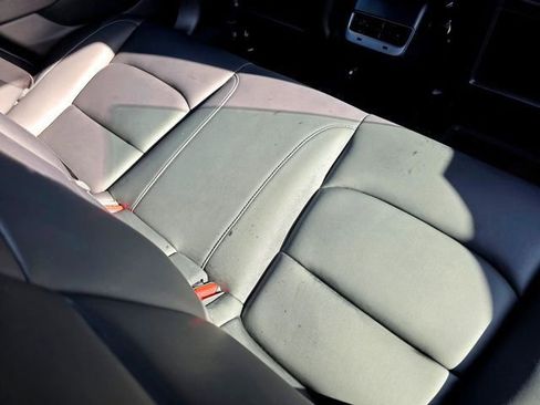 Used 2019 Tesla Model 3 Long Range AWD/4WD image 32