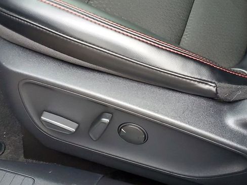 Used 2025 Ford Escape ST-Line image 7