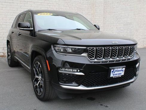 Used 2022 Jeep Grand Cherokee Summit image 4