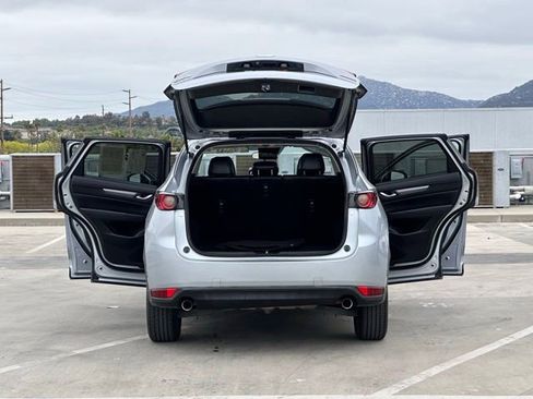 Used 2020 MAZDA CX-5 Touring FWD image 27