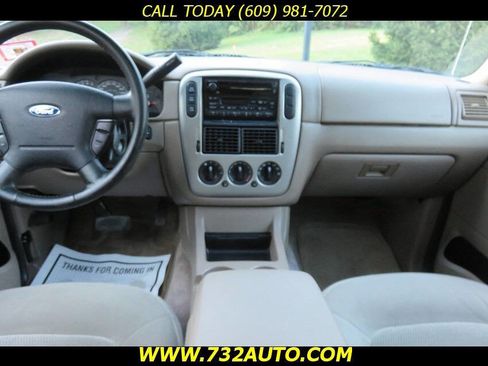 Used 2003 Ford Explorer XLT image 19