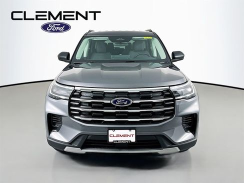 New 2026 Ford Explorer Active image 2