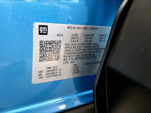 Used 2025 Chevrolet Trax RS w/ Sunroof Package FWD image 33