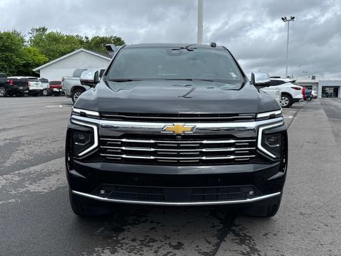 New 2025 Chevrolet Suburban Premier w/ Sun And Tow Package image 6