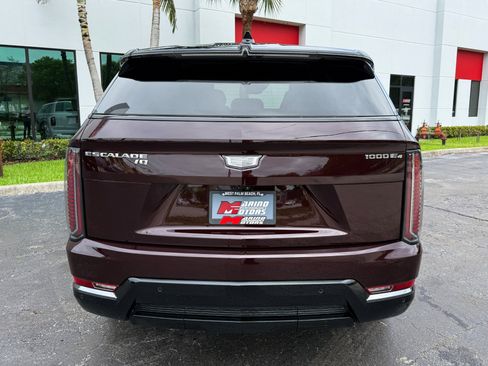 Used 2025 Cadillac Escalade IQ Sport 2 image 22