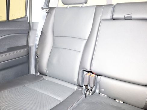 Used 2025 Honda Ridgeline RTL image 12