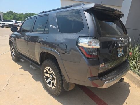 Used 2022 Toyota 4Runner TRD Off-Road AWD/4WD image 4