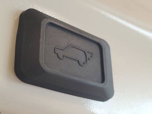 Certified 2024 Toyota RAV4 XLE w/ Convenience Package image 9