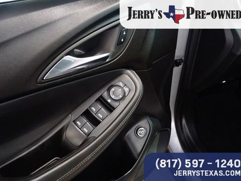Used 2023 Buick Encore GX Select FWD image 16