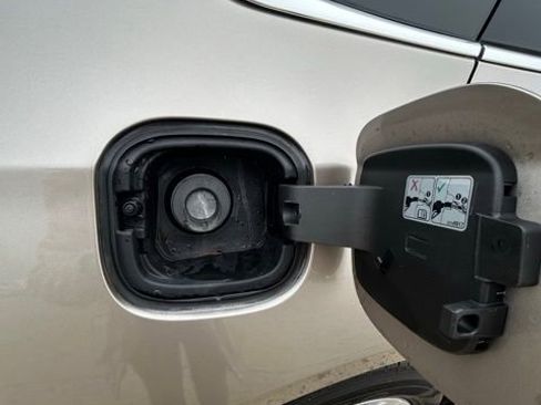 Used 2022 Chevrolet Malibu LT image 18