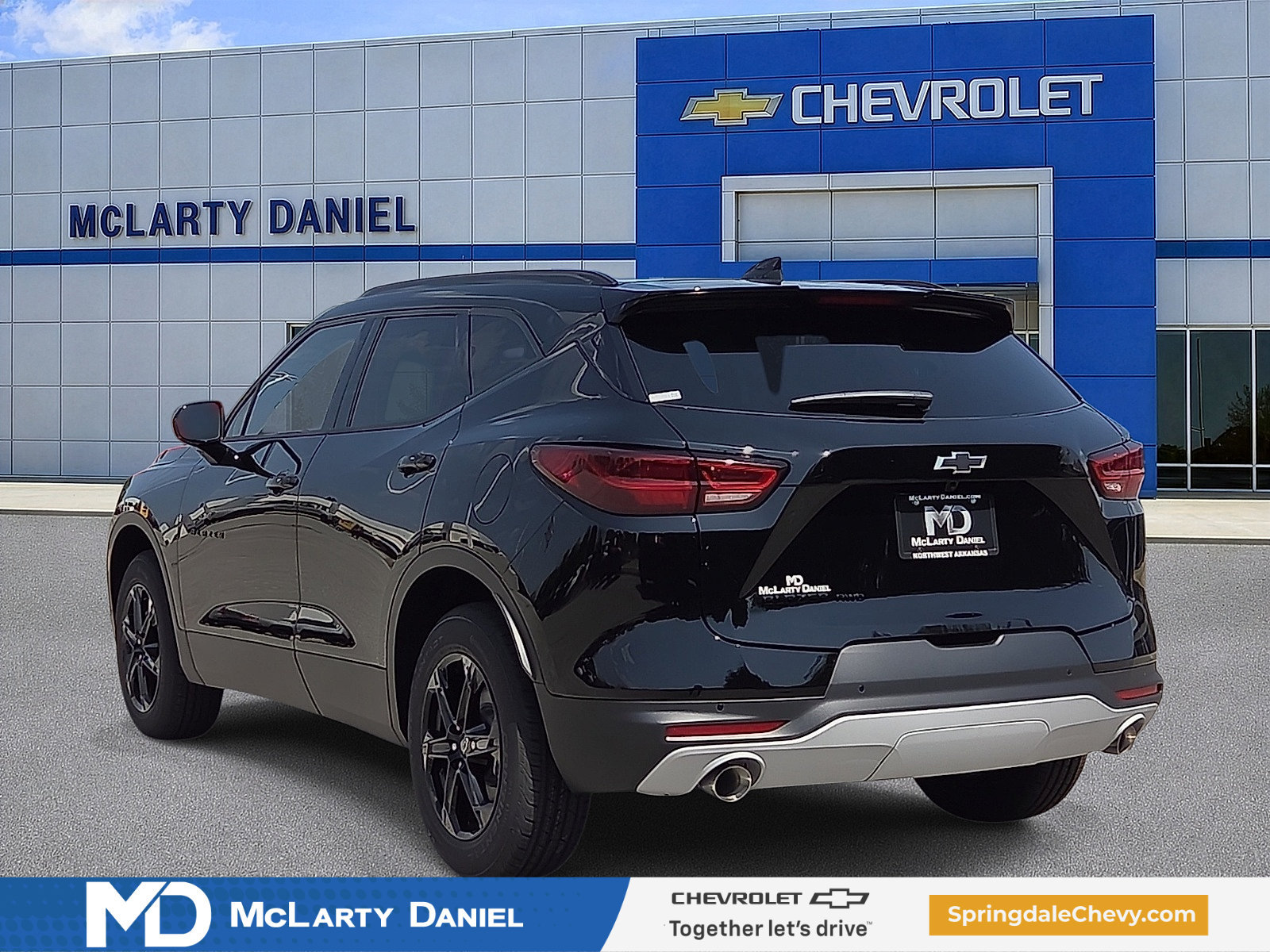 New 2026 Chevrolet Blazer LT w/ Midnight/Sport Edition AWD/4WD image 4