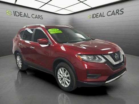 Used 2019 Nissan Rogue SV FWD image 3
