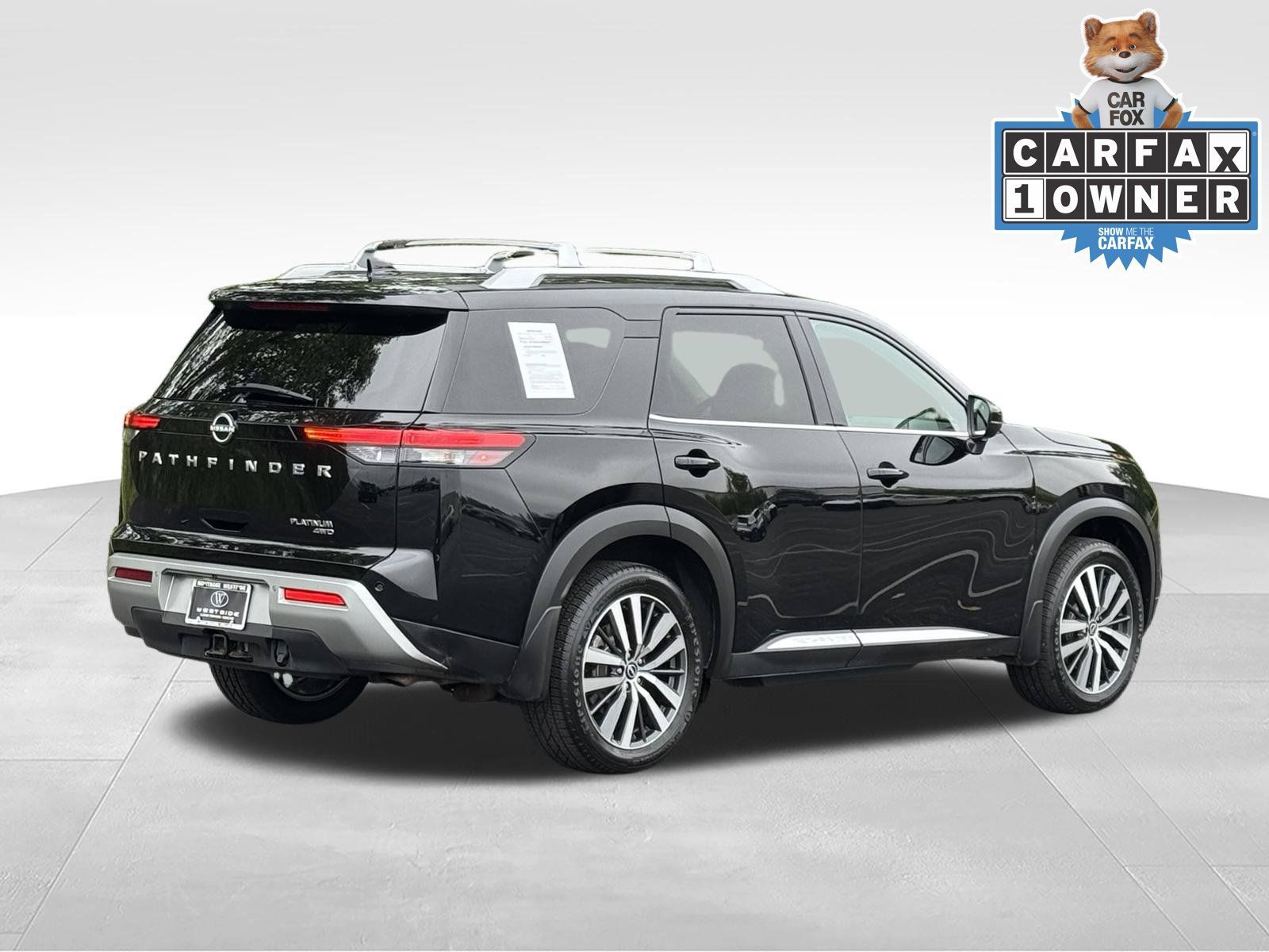 Used 2022 Nissan Pathfinder Platinum w/ Cargo Package AWD/4WD image 4