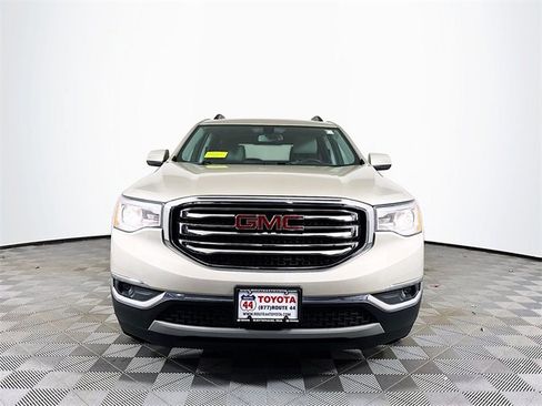 Used 2017 GMC Acadia SLT image 11