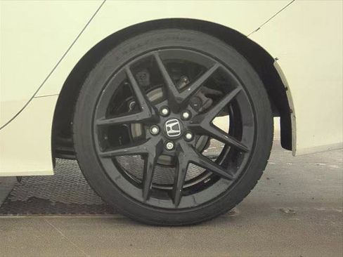 Used 2023 Honda Civic Sport image 23