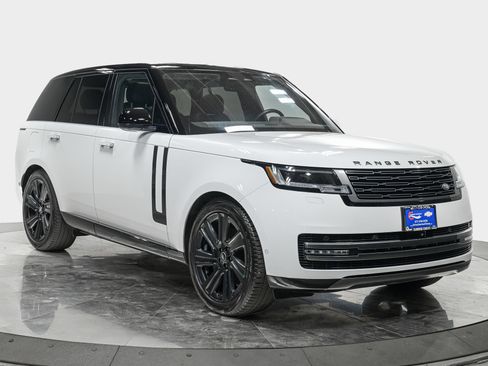 Used 2023 Land Rover Range Rover SE AWD/4WD image 9