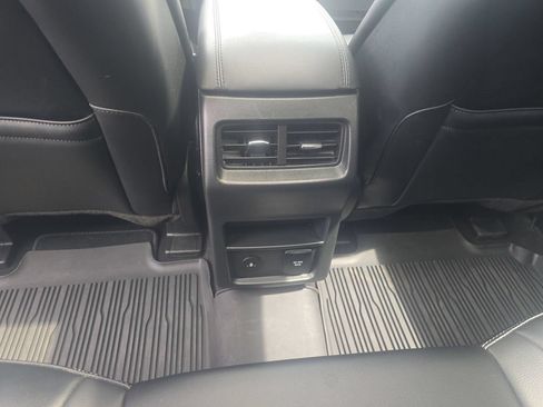 Used 2023 Ford Edge SEL w/ Convenience Package AWD/4WD image 18