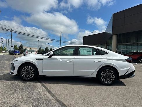Used 2024 Hyundai Sonata SEL image 2