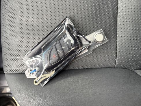 Used 2021 Lexus GX 460 Premium w/ Accessory Package image 35