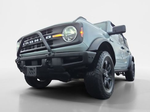 Used 2022 Ford Bronco Black Diamond image 26