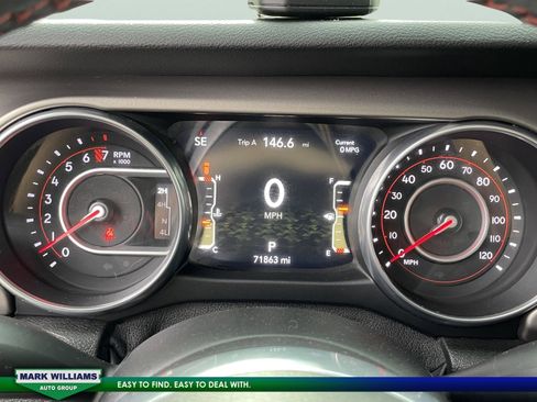 Used 2018 Jeep Wrangler Unlimited Rubicon image 16