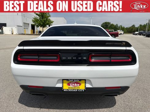 Used 2023 Dodge Challenger R/T Scat Pack RWD image 4