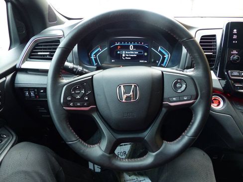 Used 2024 Honda Odyssey Sport image 24