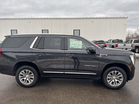 New 2026 GMC Yukon Denali w/ Sun & Power Step Package image 5