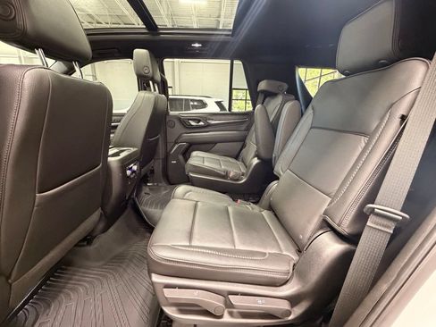 Used 2023 GMC Yukon Denali AWD/4WD image 21